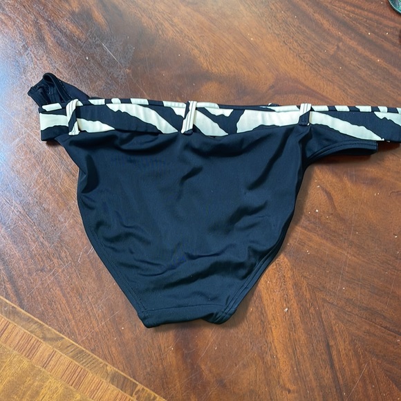Victoria Secrets size large black with zebra belt bikini bottom - Picture 2 of 3